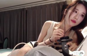 轩子asmr大腿丝袜摩擦芦荟胶粉扑高质量舔耳大腿丝袜摩擦.mp4【城通网盘下载】-ASMR主播助眠网站