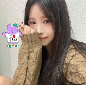 ASMR Yoon ying 女友叫醒服务4V/840MB【百度网盘下载】-ASMR主播助眠网站